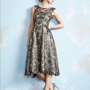 Kay Unger 14 sequin and lace dress Great condition